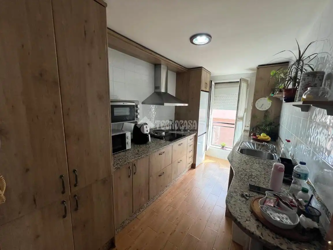 Cocina de Piso en venta en Dos Hermanas con Terraza