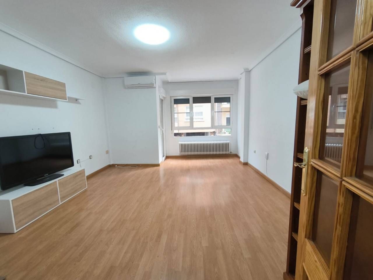 Sala d'estar de Pis en venda en  Albacete Capital amb Calefacció, Traster i Balcó