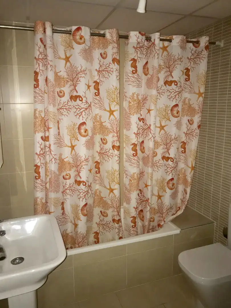 Badezimmer von Wohnung zur Miete in Maracena mit Heizung, Parkett und Terrasse