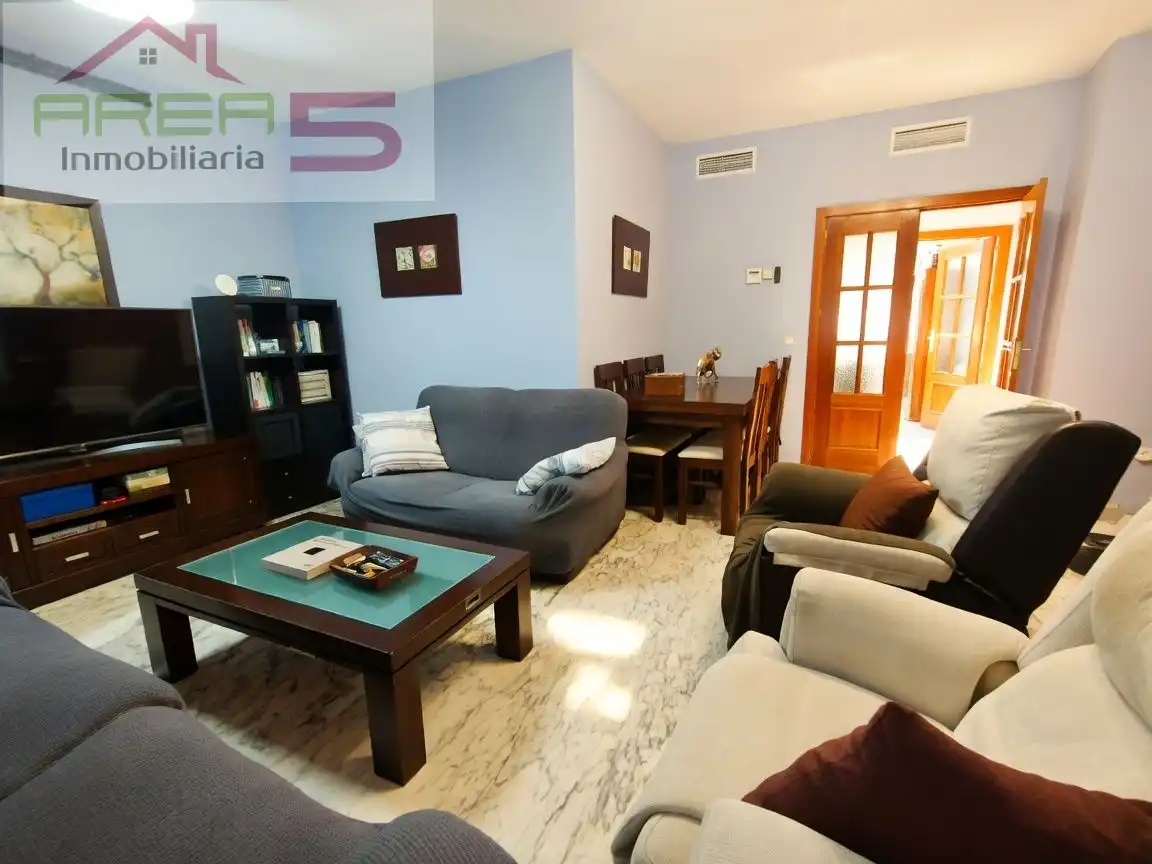 Appartamento con ascensore in vendita a Sur