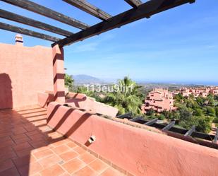 Vista exterior de Àtic de lloguer en Ojén amb Aire condicionat, Terrassa i Traster