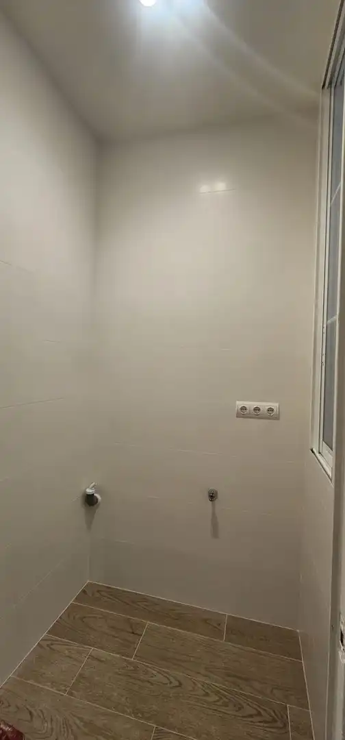 Bany de Pis de lloguer en Centro