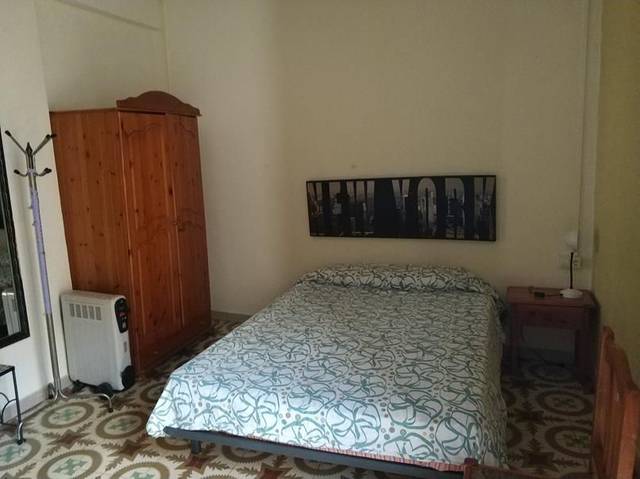 Edificio en Venta en Carrer de Viver en Plaza Donoso Cortés - Avenida Magdalena