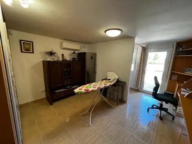 Detached house with pool for sale in del Centre, imagen 49