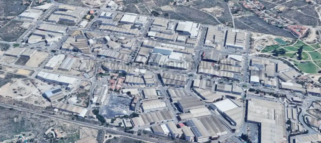 Industriegebäude zur Miete in Villamontes - Boqueres