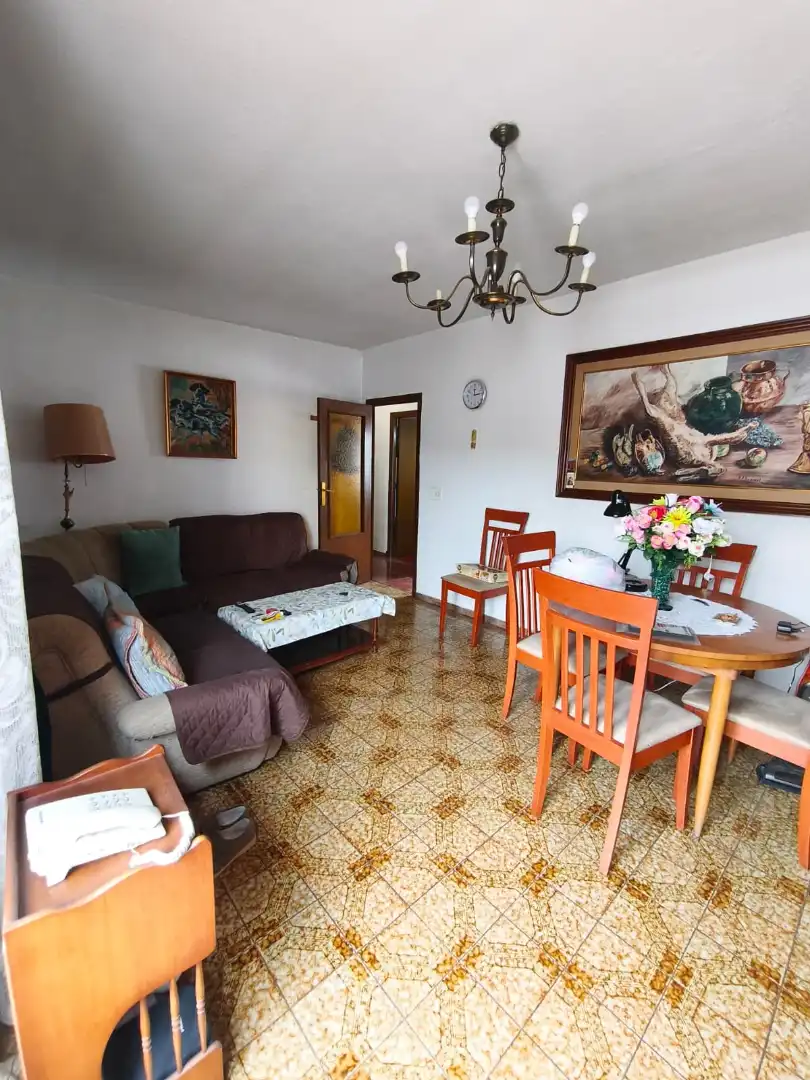 Sala d'estar de Àtic en venda en Salamanca amb Calefacció, Terrassa i Forn