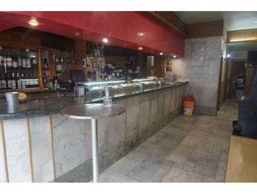 Local comercial en venta en Calle LARDERO