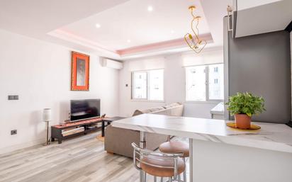 Sala d'estar de Pis en venda en  Zaragoza Capital amb Aire condicionat