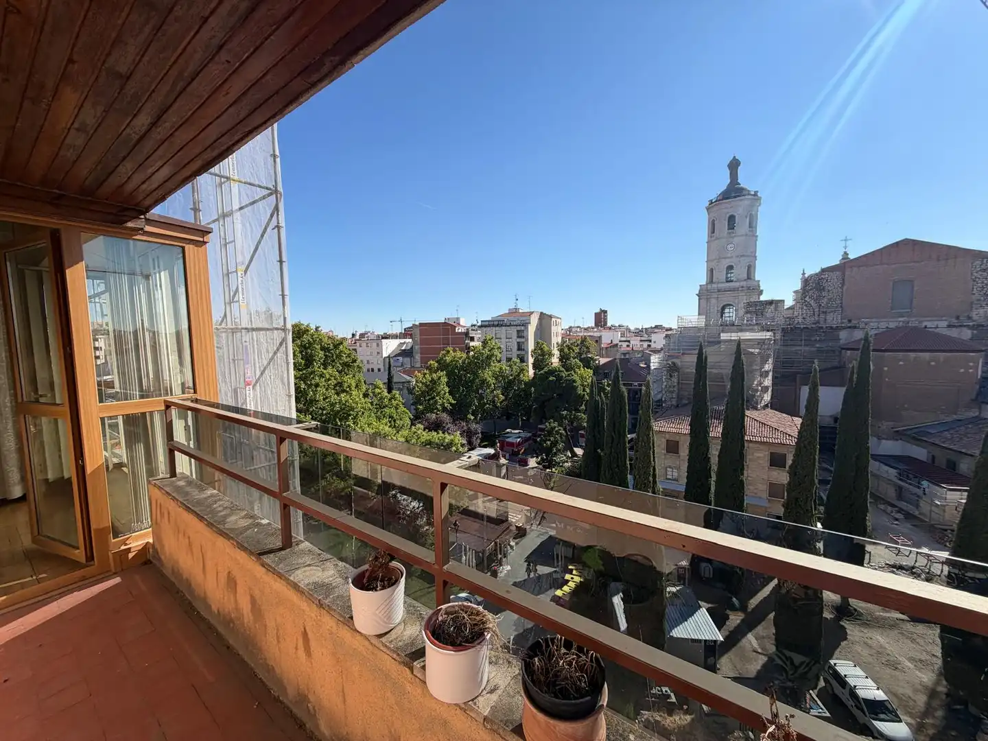 Flat with lift for sale in Plaza de la Universidad