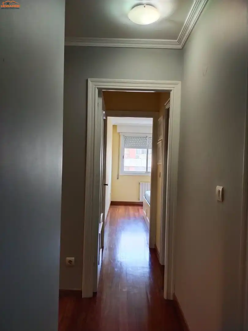 Piso de alquiler en Vigo  con Calefacción y Amueblado