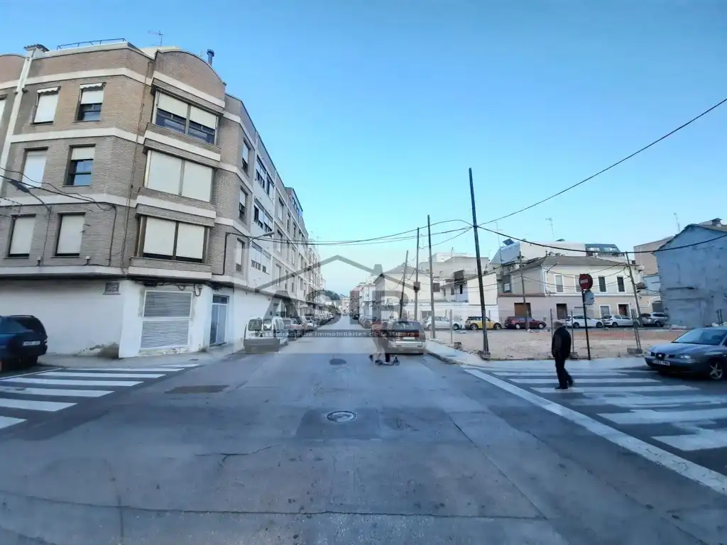 Wohnbaugrundstück zum Verkauf in Casc Urbà, imagen 12