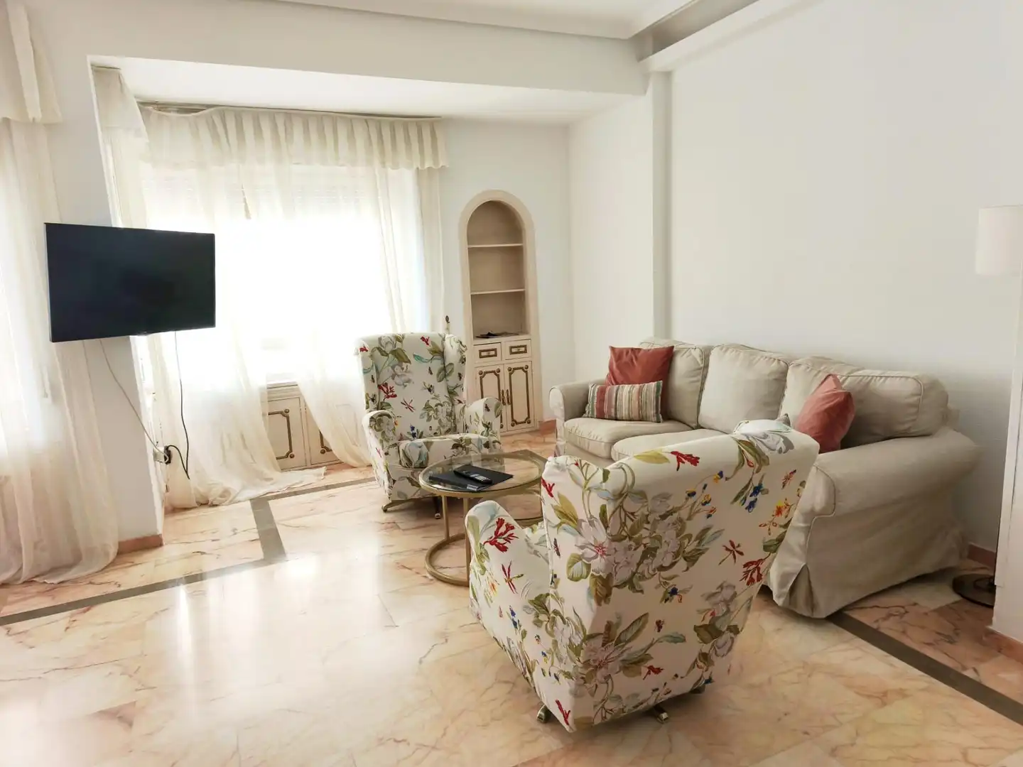 Appartement avec ascenseur à louer à Casco Antiguo, imagen 4