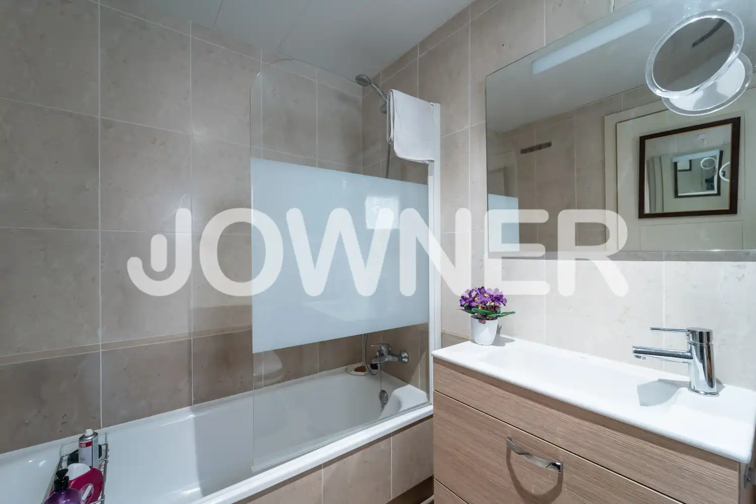 Bathroom of Flat for rent in Madrid  with Air Conditioner, Heating and Terrace