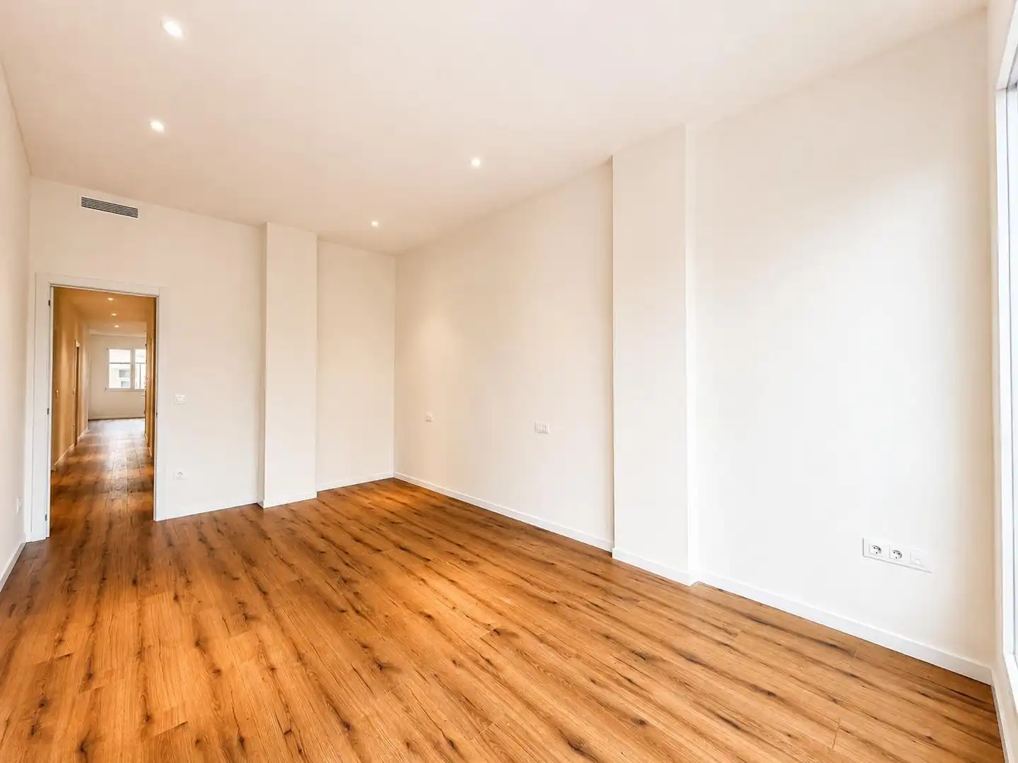 Flat for rent in Valencia  with Air Conditioner, Heating and Parquet flooring