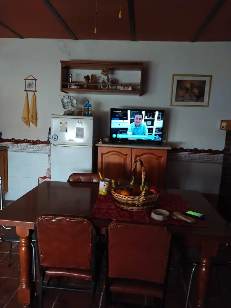 Sala de estar de Casa o chalet en venta en Navalvillar de Pela con Aire acondicionado y Amueblado