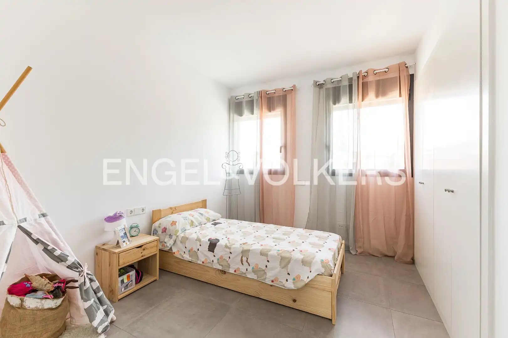 Bedroom of Detached homes for sale in El Vendrell  with Air Conditioner, Heating and Private garden