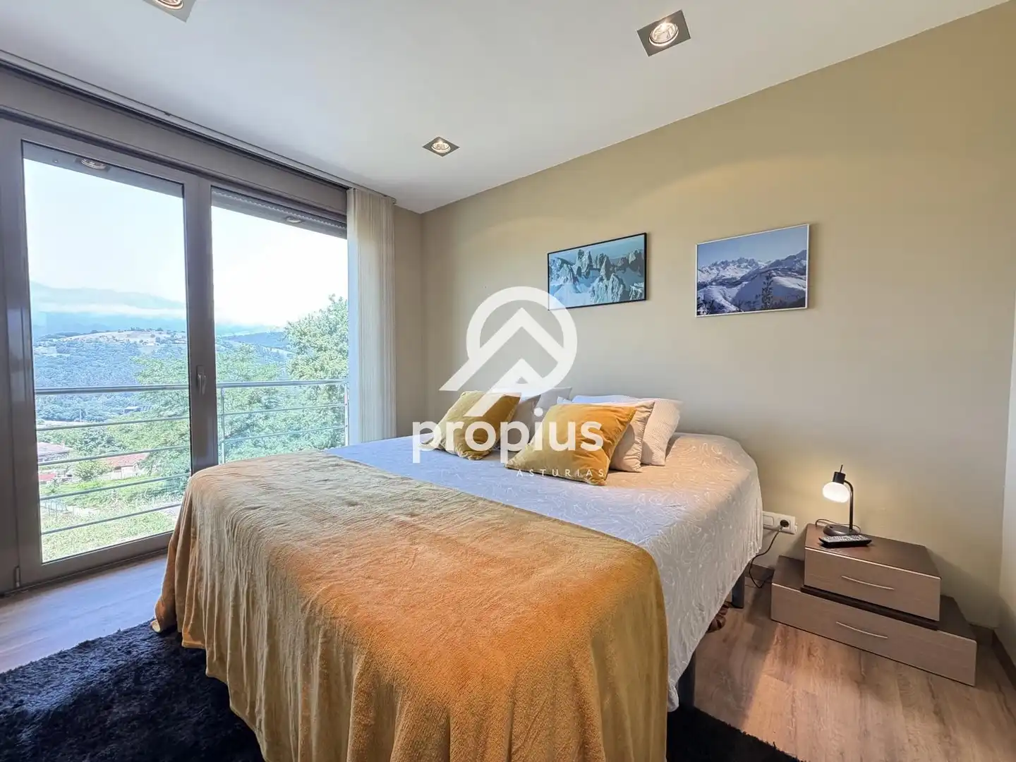 Habitación de Casa o chalet en venta en Cangas de Onís con Calefacción, Terraza y Trastero
