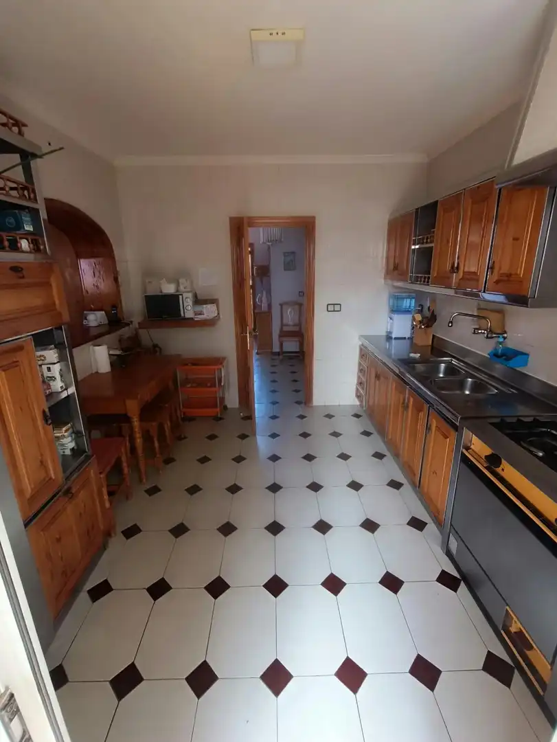 Cocina de Casa o chalet en venta en Málaga con Aire acondicionado, Jardín privado y Terraza