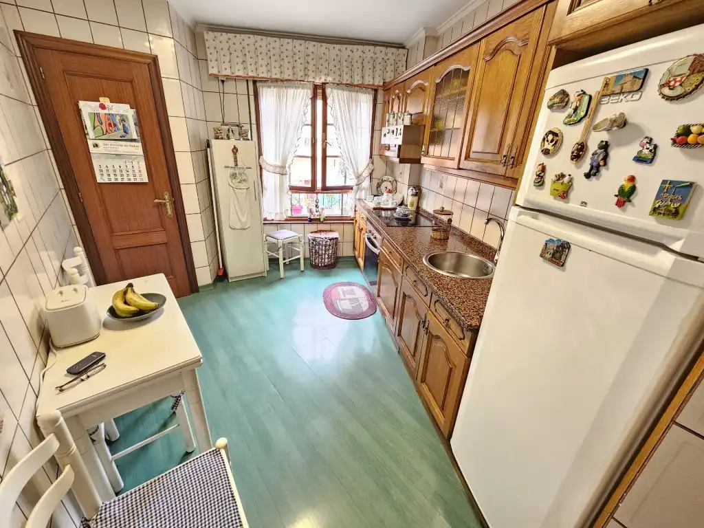 Kitchen of Flat for sale in Avilés