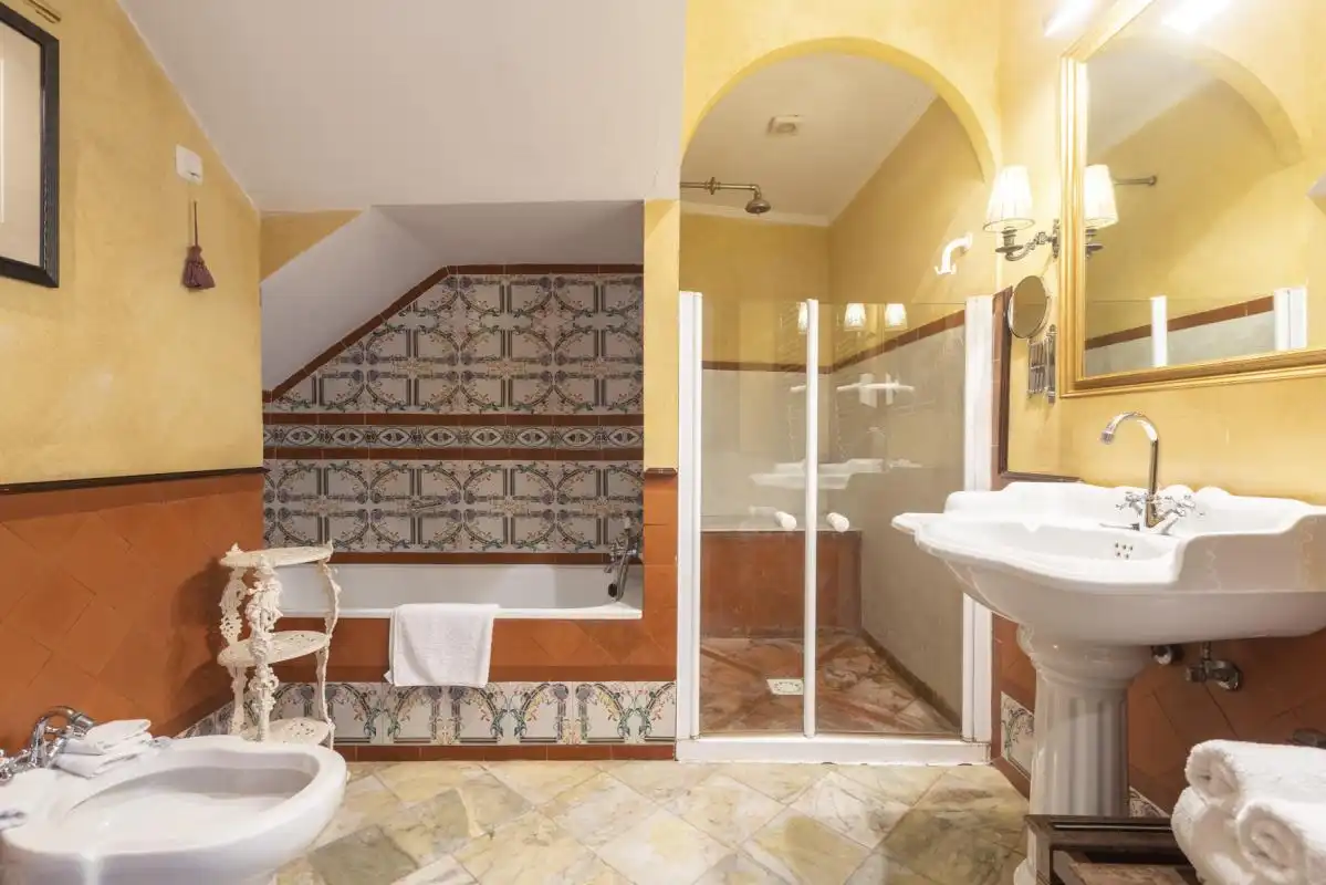 Baño de Casa o chalet en venta en Cazalla de la Sierra con Aire acondicionado, Calefacción y Jardín privado