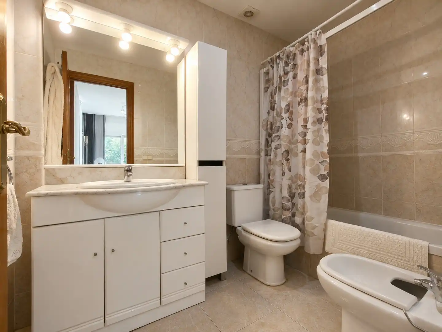 Baño de Piso en venta en Calella con Aire acondicionado, Calefacción y Horno