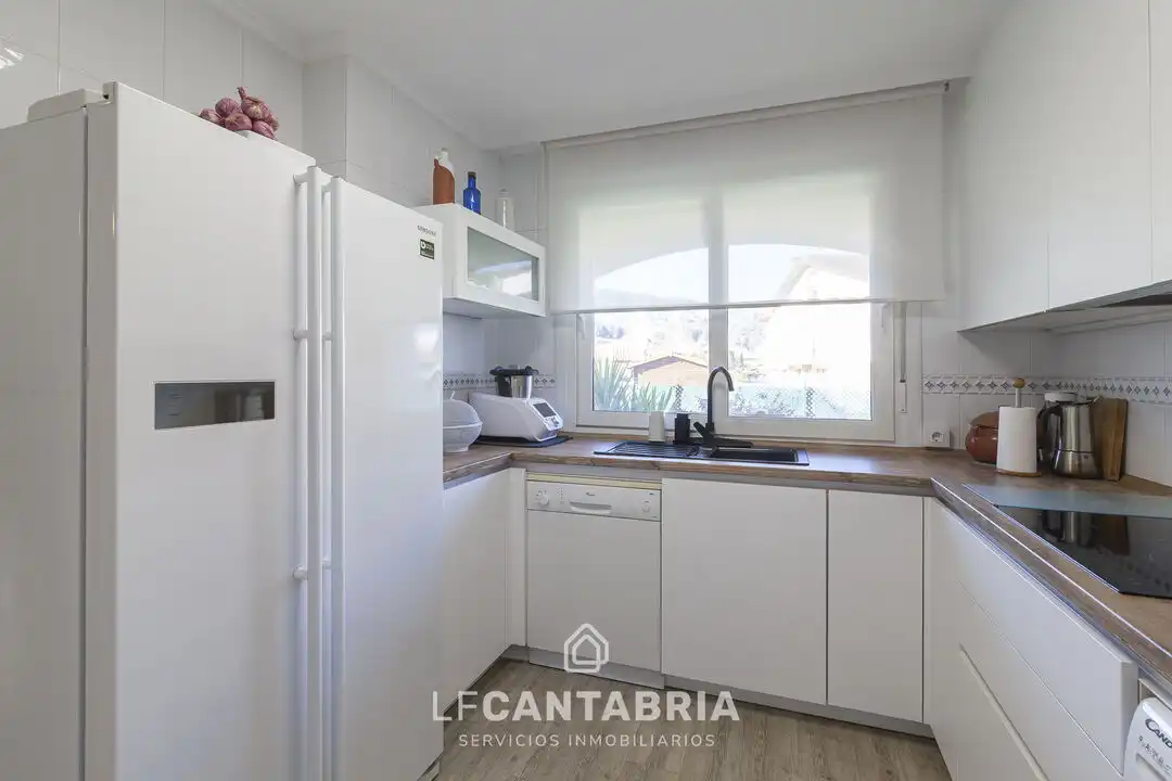 Cocina de Casa o chalet en venta en Liendo con Calefacción, Jardín privado y Piscina