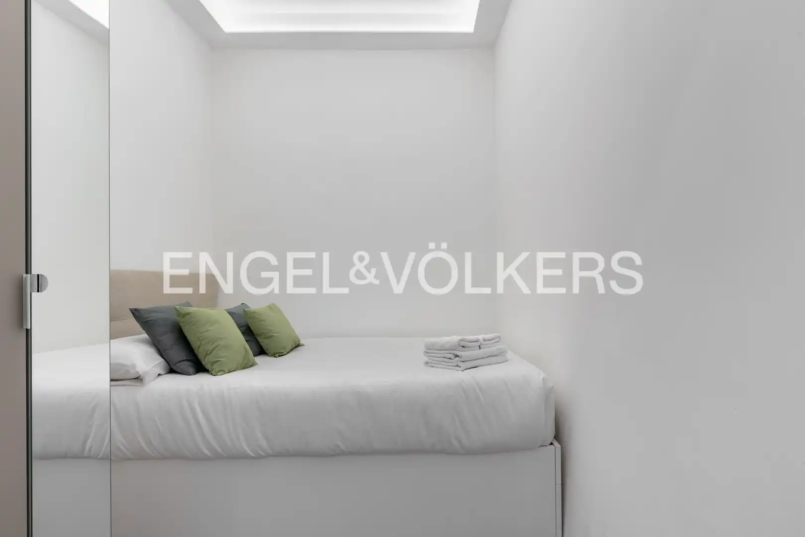 Habitación de Piso en venta en Madrid con Aire acondicionado, Calefacción y Amueblado