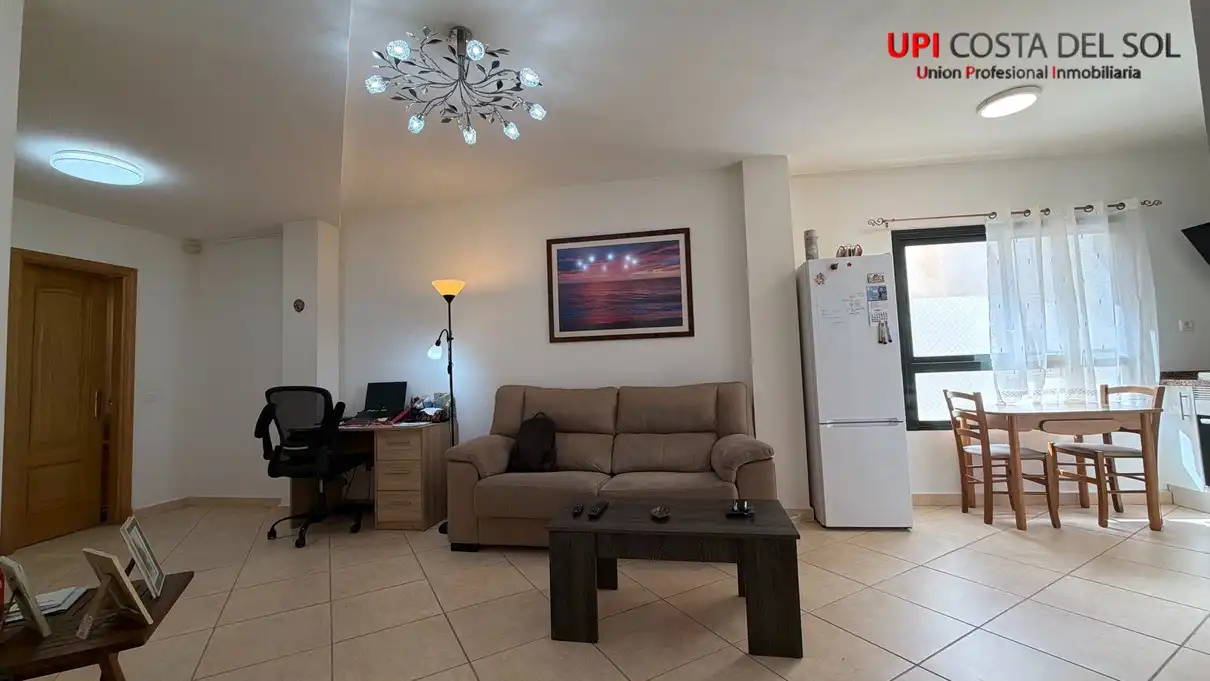 Sala d'estar de Pis en venda en Torremolinos amb Aire condicionat, Calefacció i Moblat