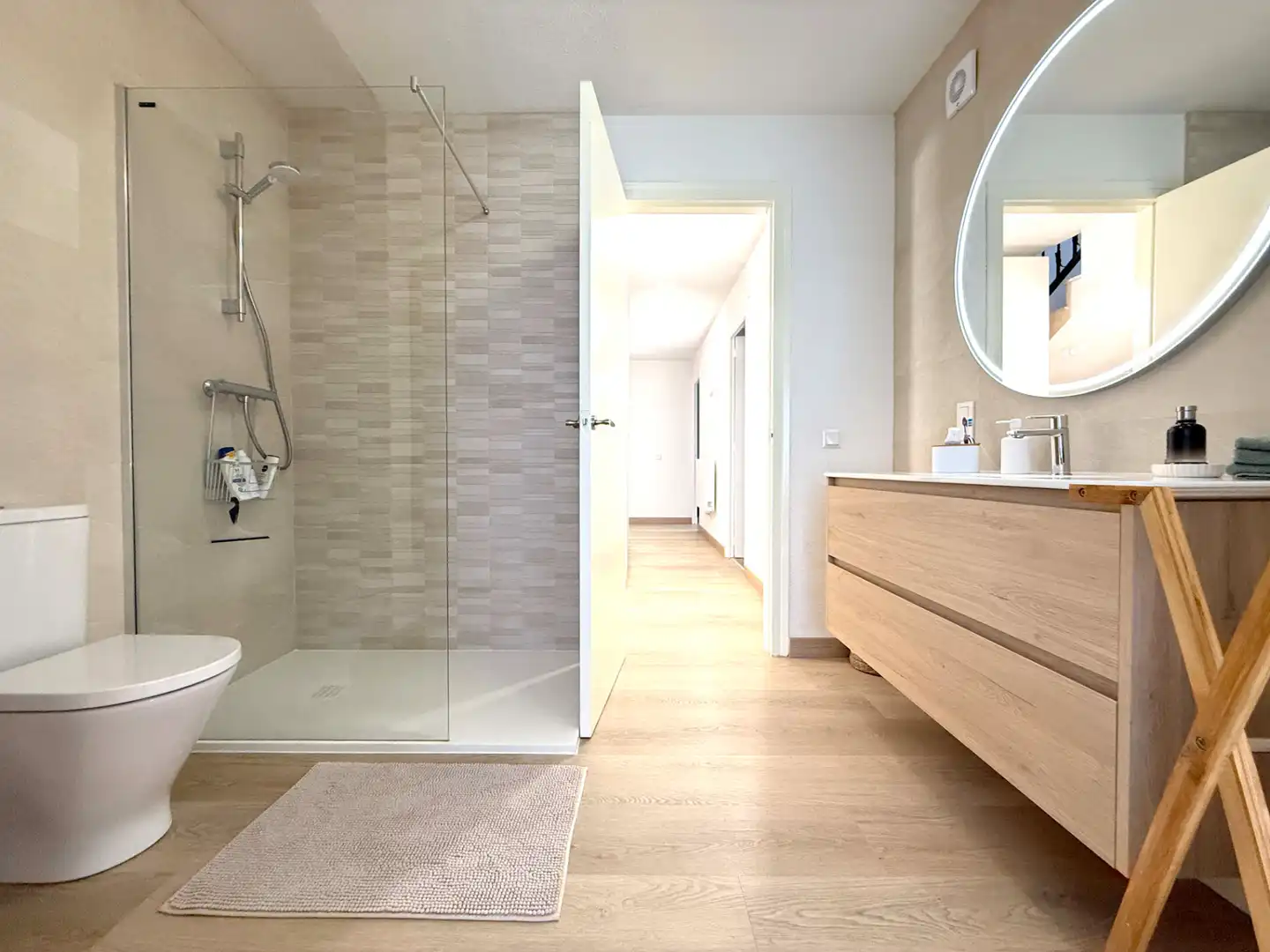 Badezimmer von Einfamilien-Reihenhaus zum Verkauf in Cambrils mit Klimaanlage, Heizung und Terrasse