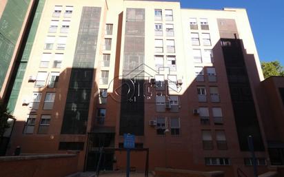 Exterior view of Flat for sale in  Madrid Capital  with Air Conditioner and Terrace