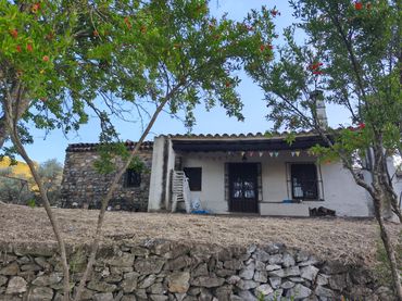 Casa rústica amb piscina en venda a Cazalla de la Sierra