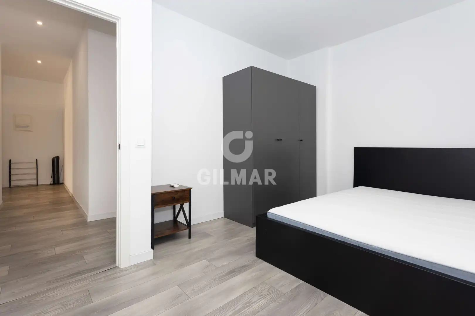 Habitación de Piso en venta en Madrid con Calefacción y Balcón