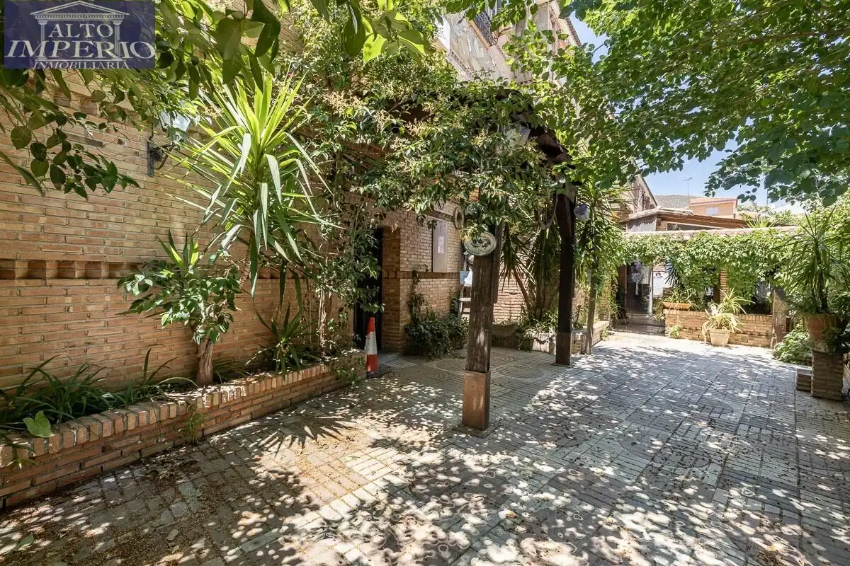Local comercial en venda a Pinos Genil, imagen 36