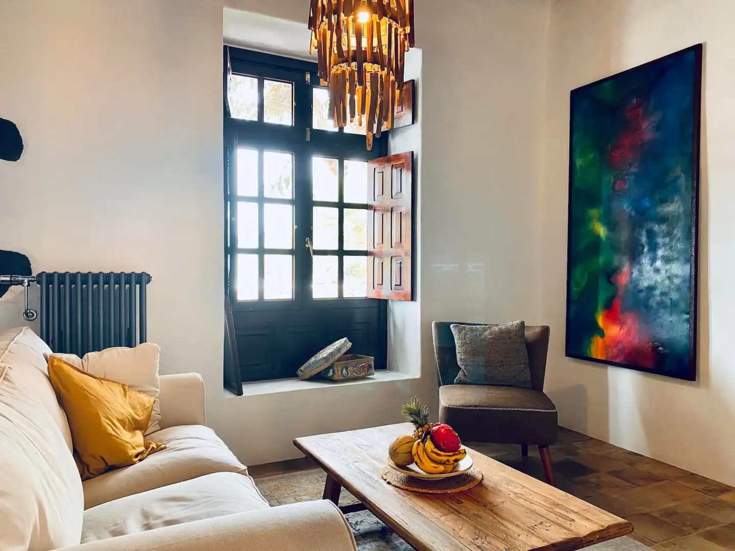 Sala d'estar de Finca rústica en venda en Yaiza amb Jardí privat, Piscina i Moblat