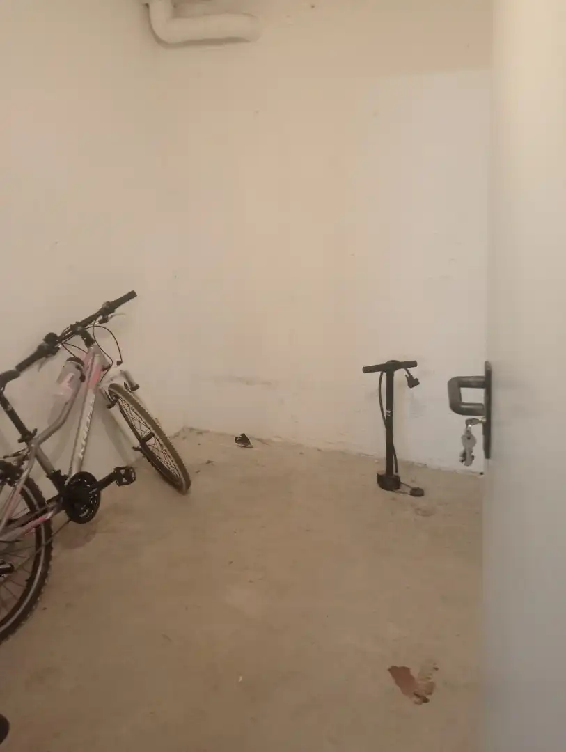 Aparcament de Pis en venda en Rubielos de Mora amb Aire condicionat, Calefacció i Terrassa