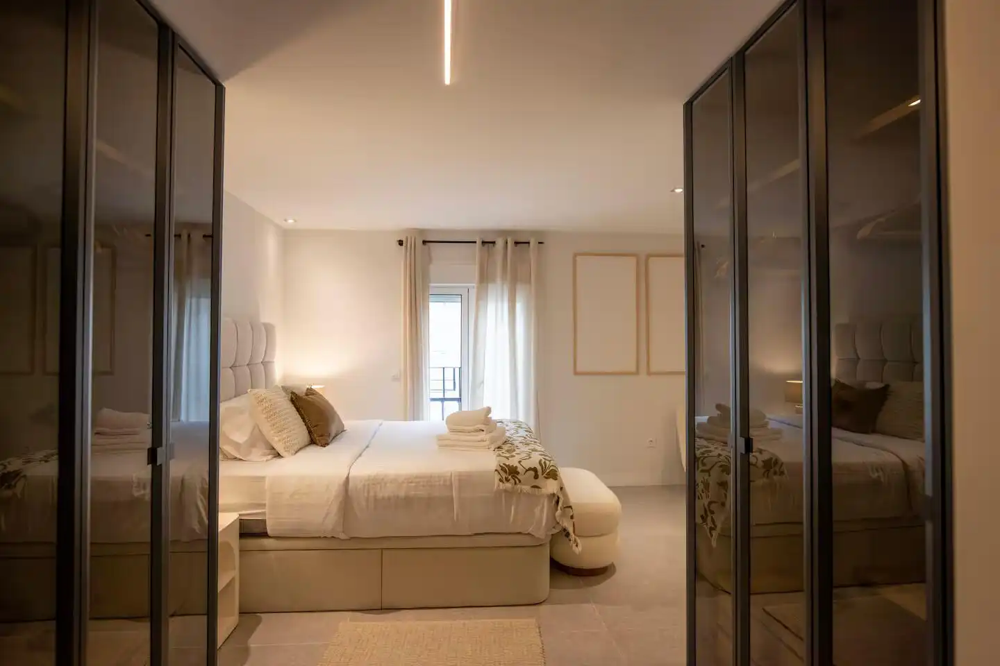 Bedroom of Apartments for rent in Cerdanyola del Vallès  with Air Conditioner and Furnished