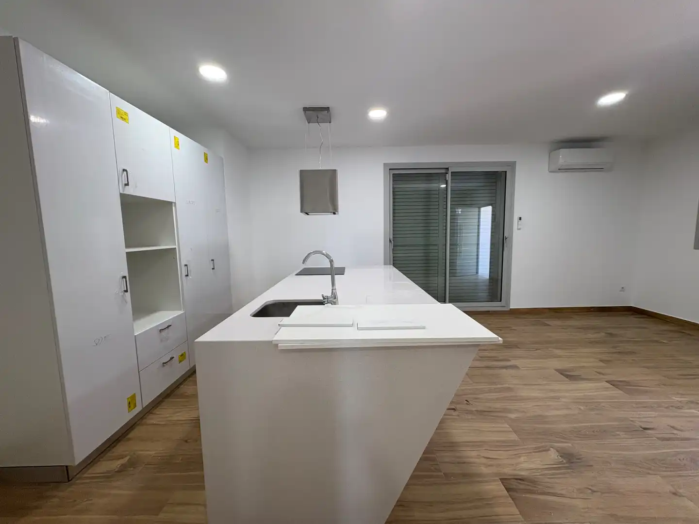 Casa amb terrassa en venda a La Roca del Vallès, imagen 2