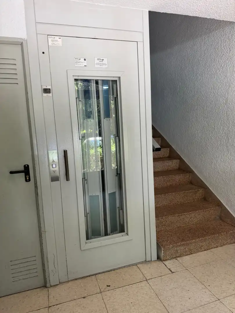 Flat for rent in Madrid  with Air Conditioner and Heating