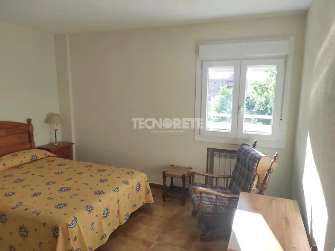 Habitación de Piso en venta en Guadalajara con Terraza y Trastero