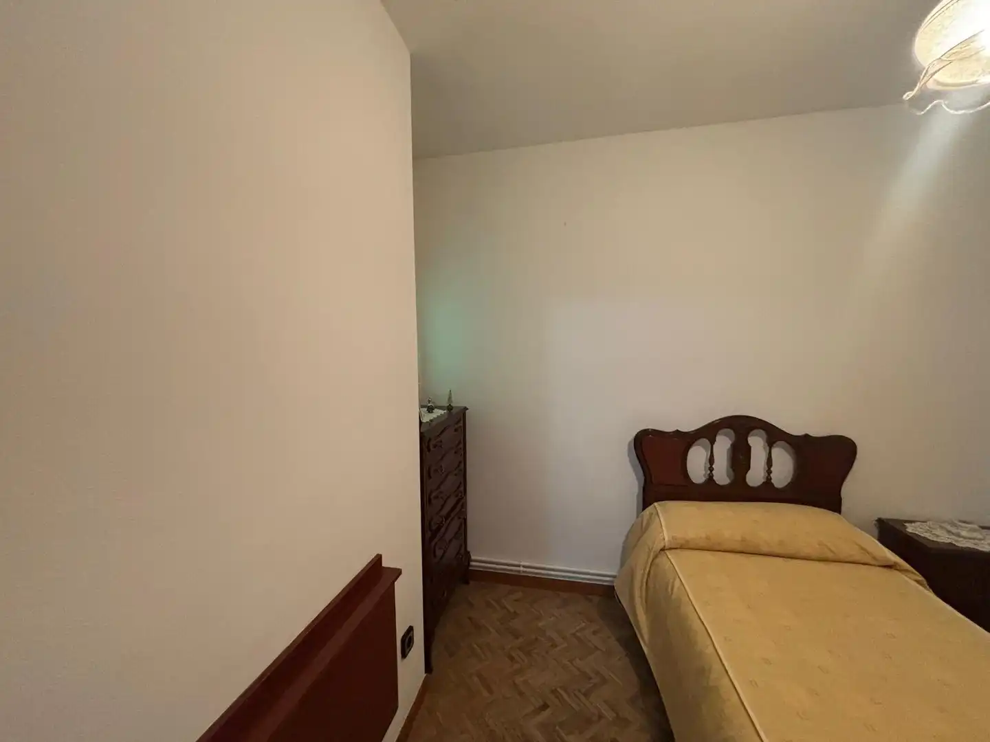 Dormitori de Casa o xalet en venda en Sabadell amb Calefacció, Terrassa i Balcó