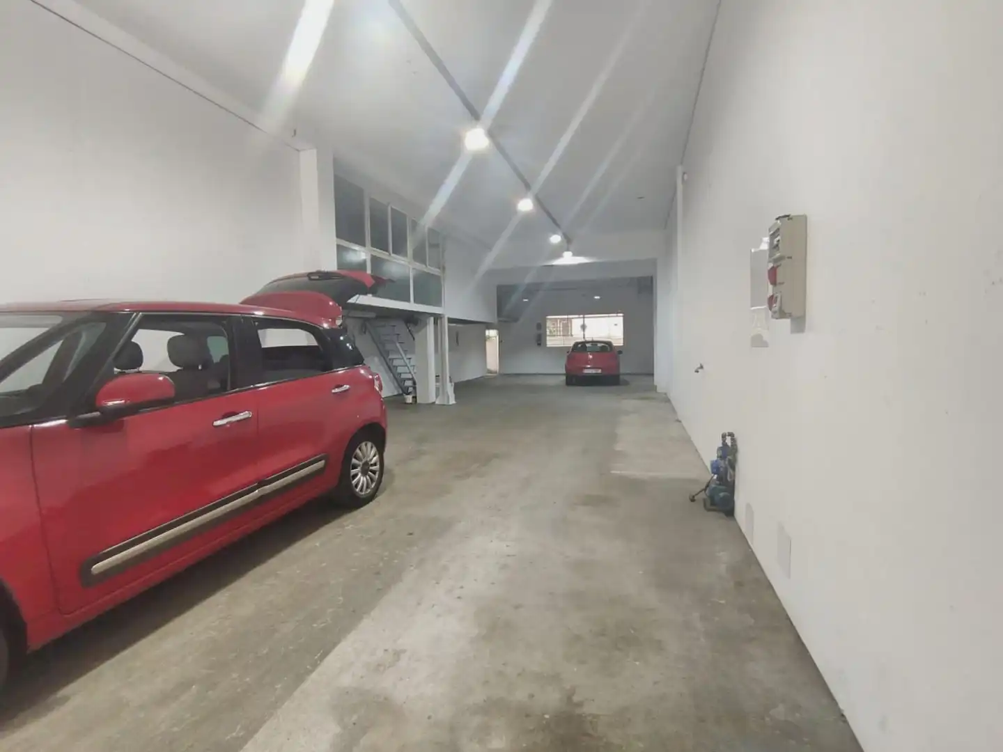 Local comercial en venta en Abat Oliba, imagen 3