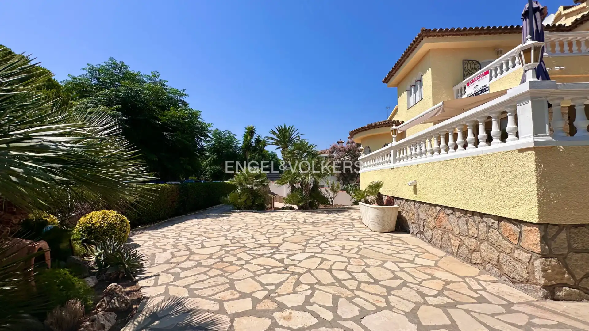 Vista exterior de Casa o chalet en venta en Mont-roig del Camp con Aire acondicionado, Calefacción y Jardín privado