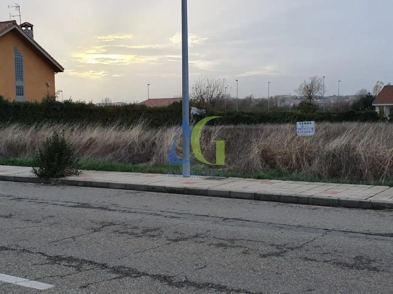 Terreni e lotti in vendita a caminon