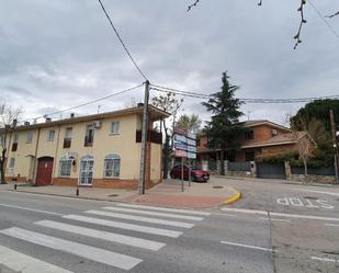 Exterior view of Flat for sale in Navas del Rey  with Air Conditioner, Heating and Terrace