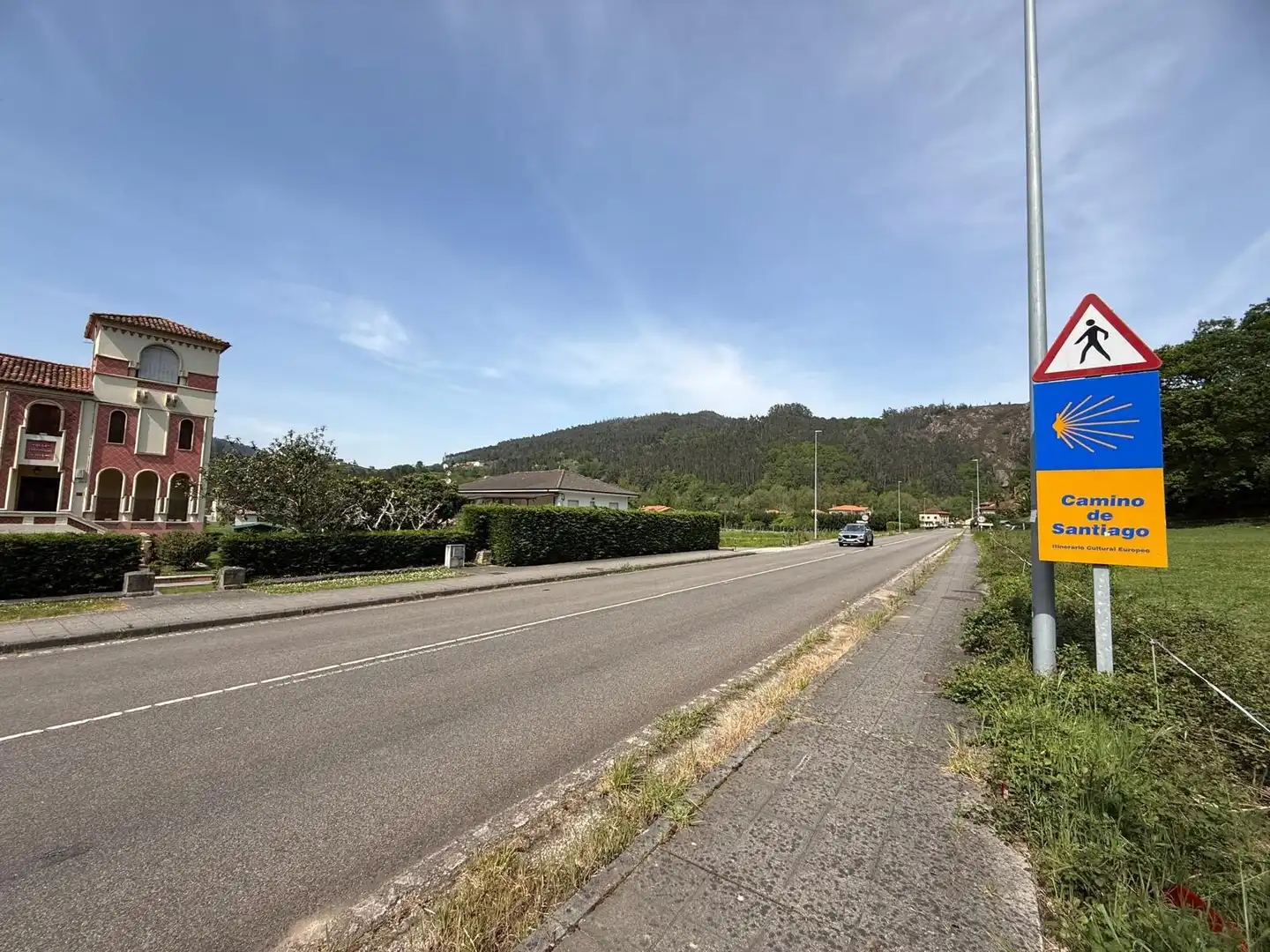 Vista exterior de Casa adosada en venta en Grado con Trastero