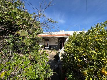 Casa amb jardí en venda a Lugar Barranquillo 43