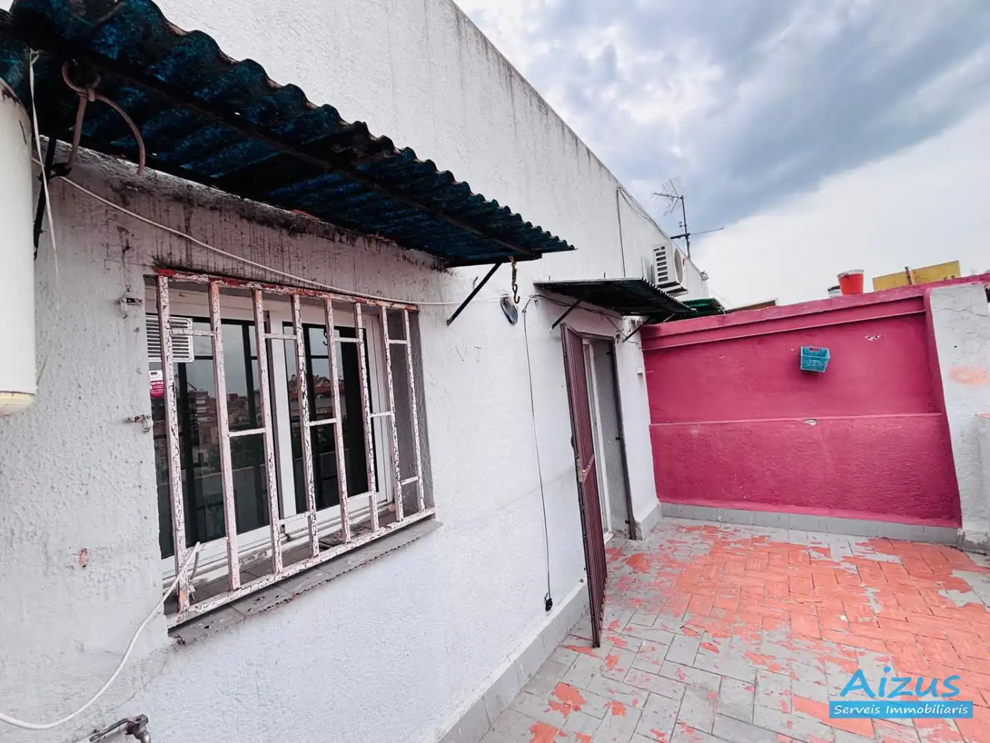 Exterior view of Attic for sale in Ripollet  with Terrace