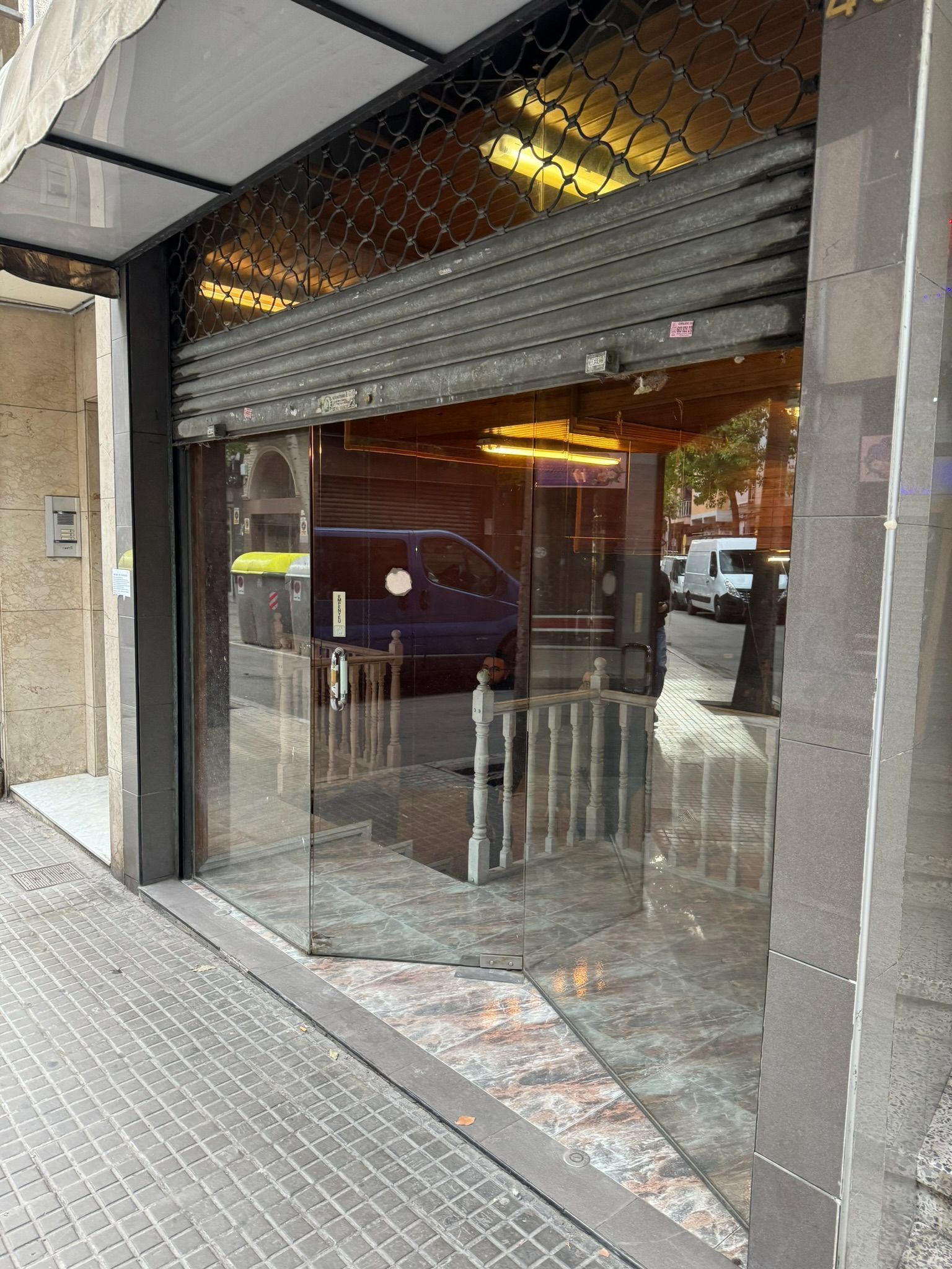 Exterior view of Premises to rent in Santa Coloma de Gramenet