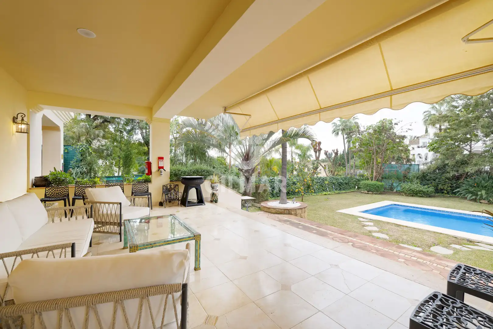 Terraza de Casa o chalet en venta en Benahavís con Calefacción, Jardín privado y Piscina