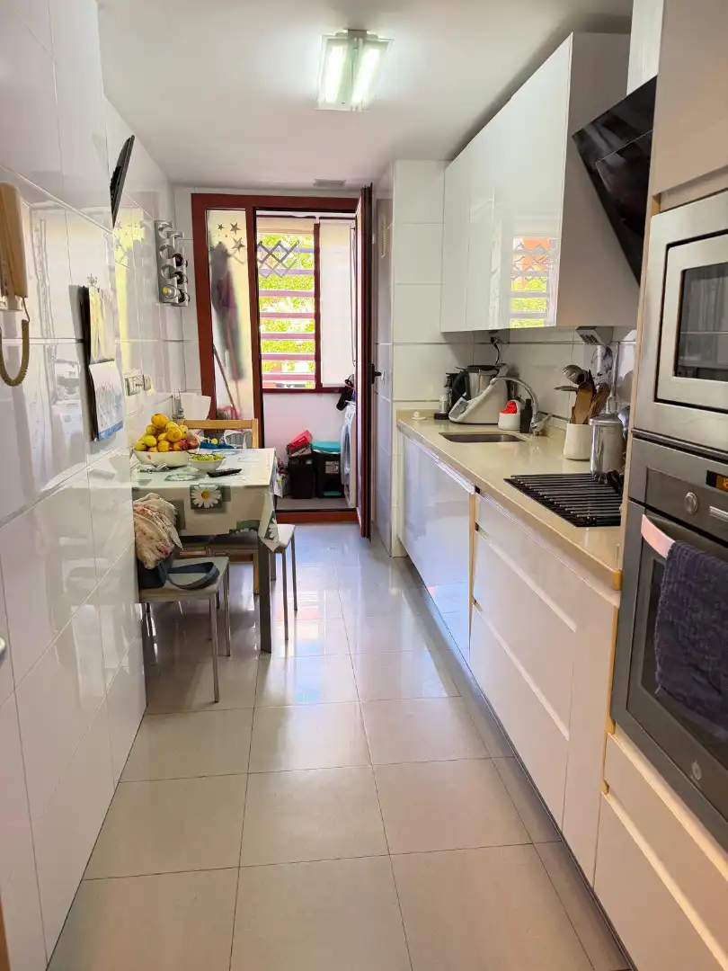 Appartement avec piscine à vendre à Calle del Monasterio de Santo Domingo de Silos, imagen 7